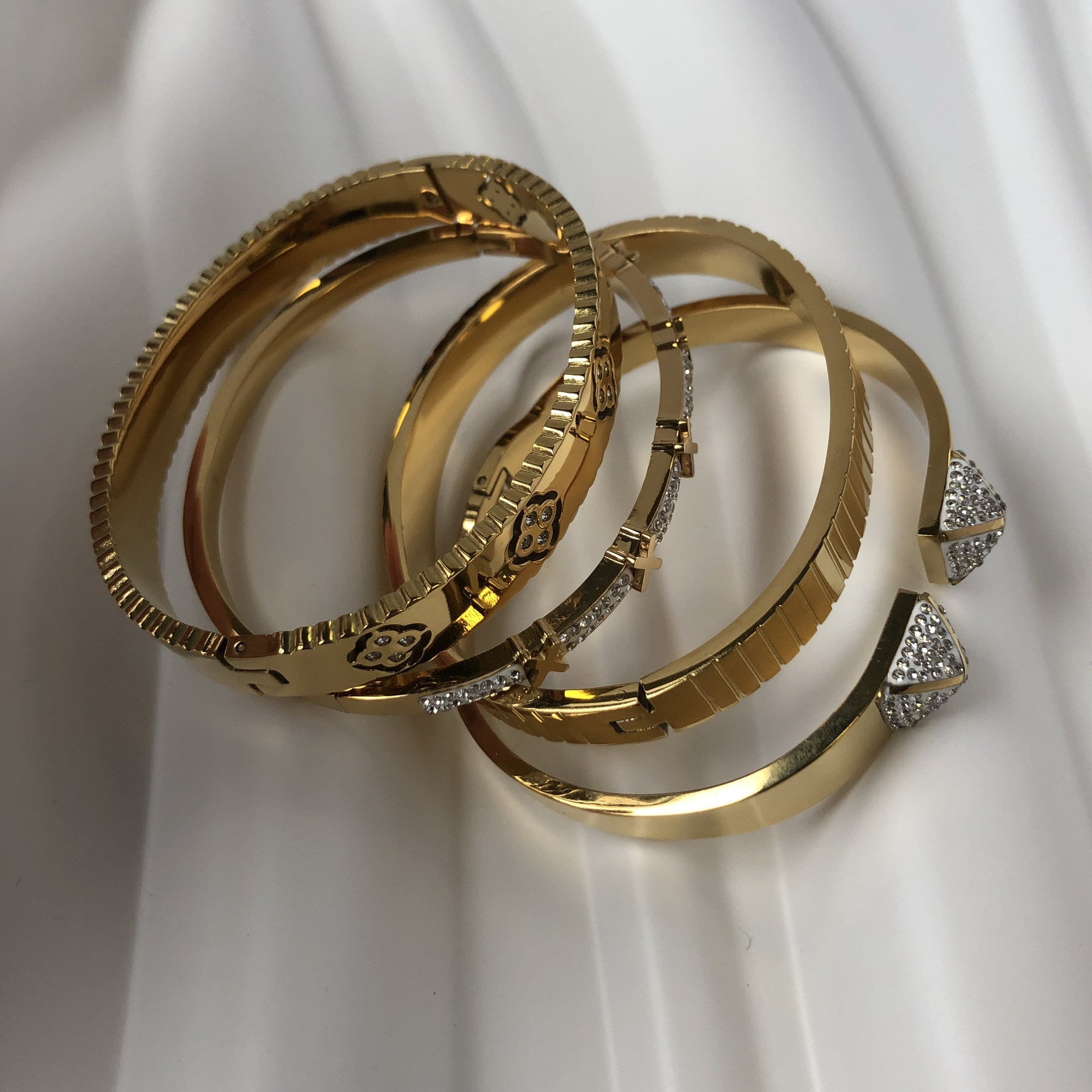 Stainless steel mud diamond bracelet set