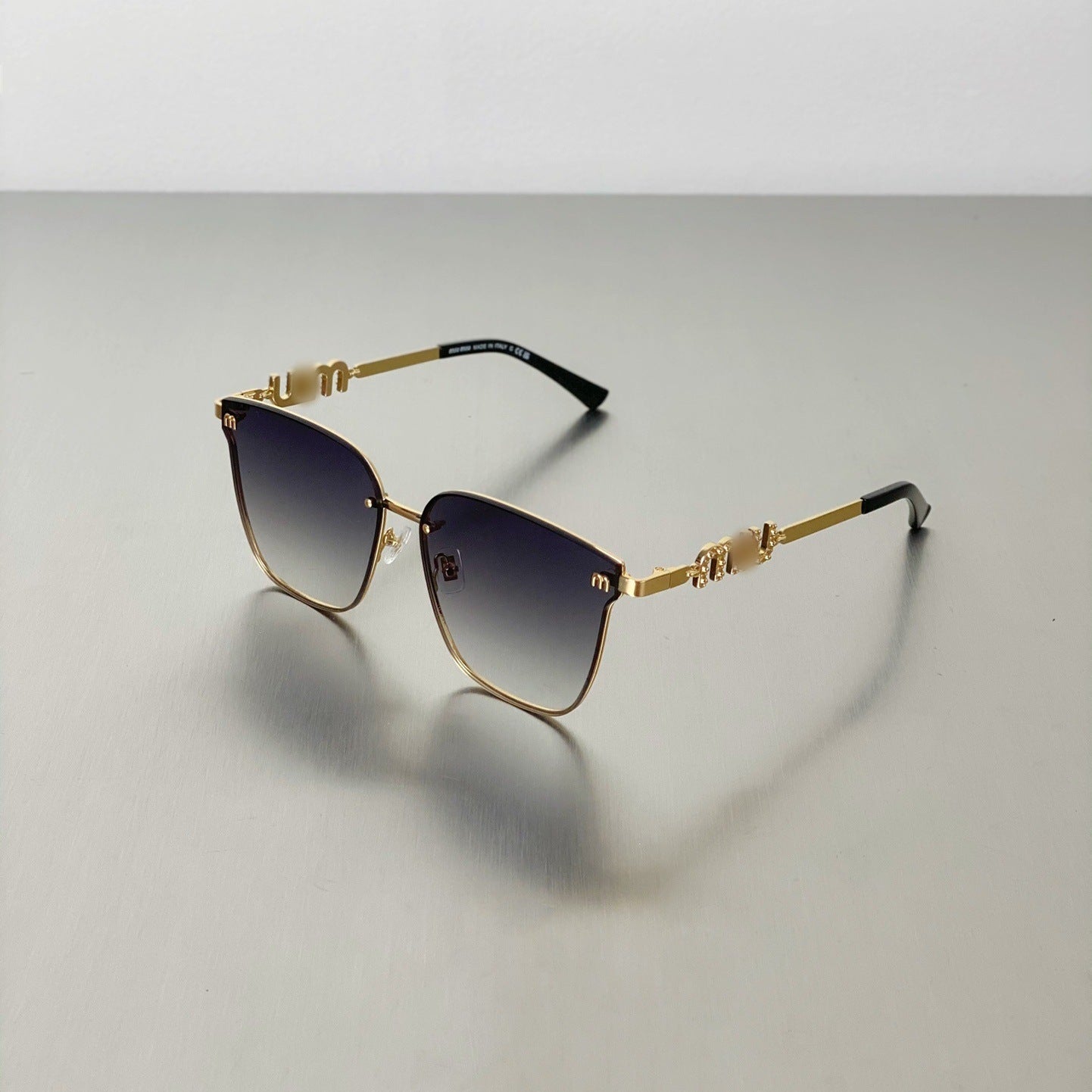 MIUU sunglasses