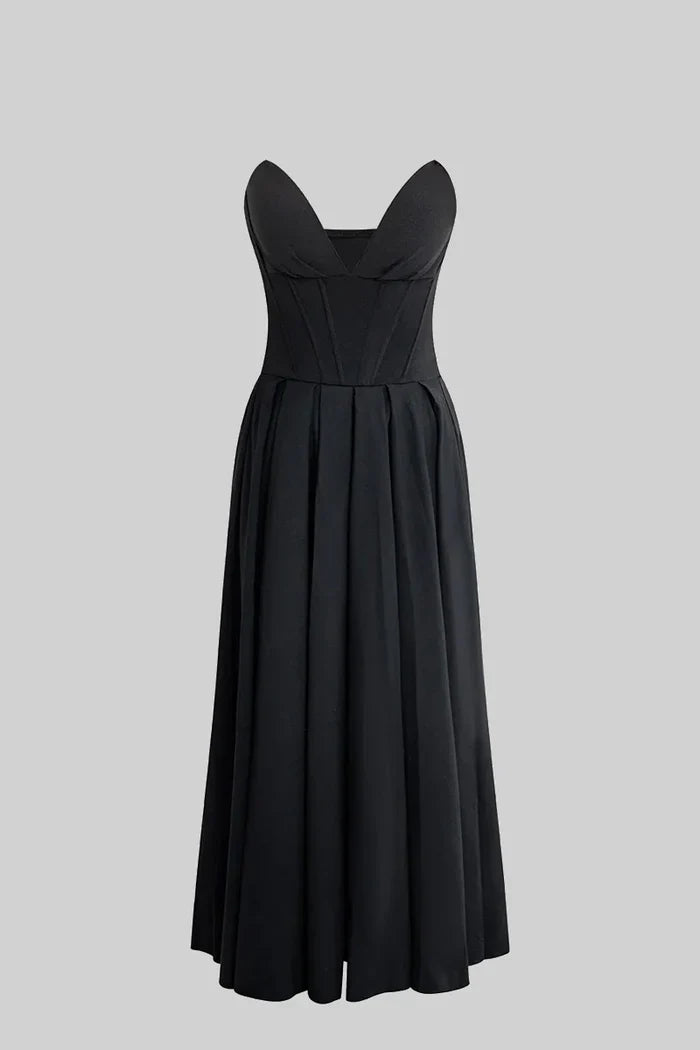 Sophisticated Strapless Midi Dress with Fitted Bodice