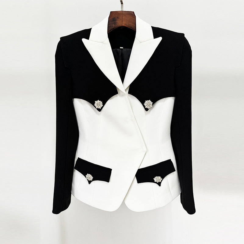Black and white contrasting slim diamond buckle blazer