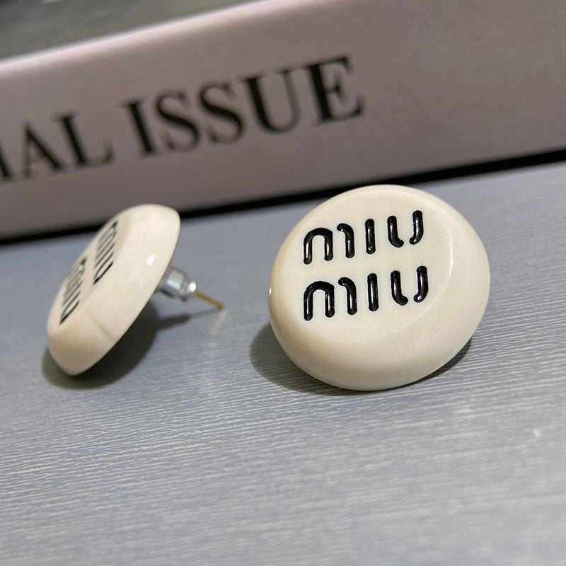 Black and white letter round earrings