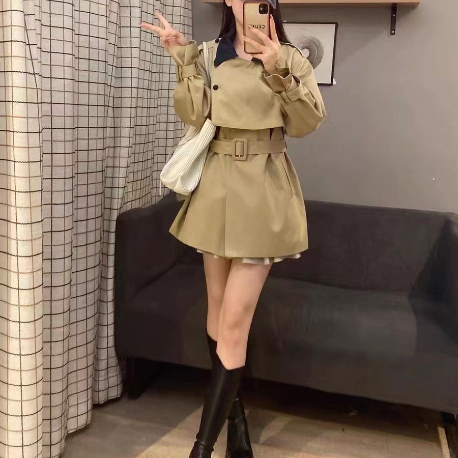 Windbreaker coat