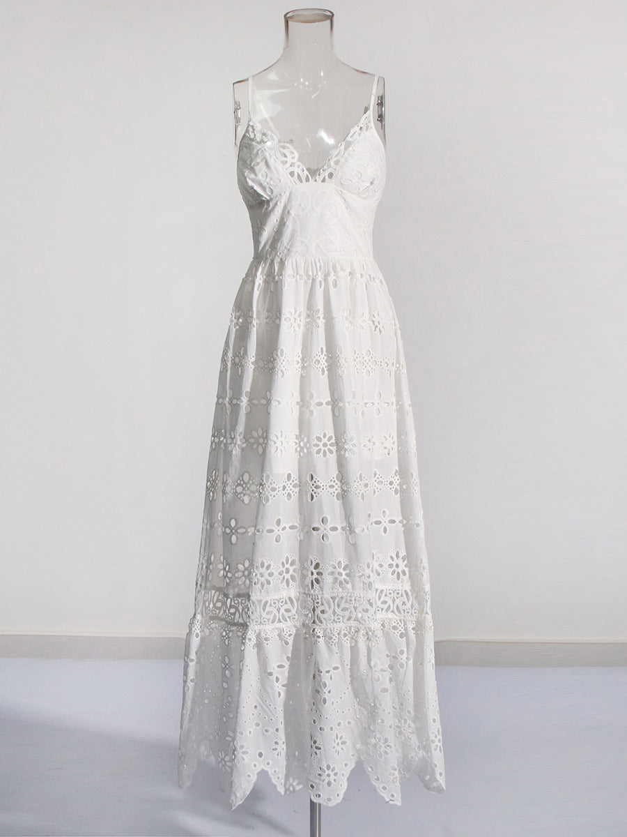 V-neck Lace Trim Design Mid-Rise dress