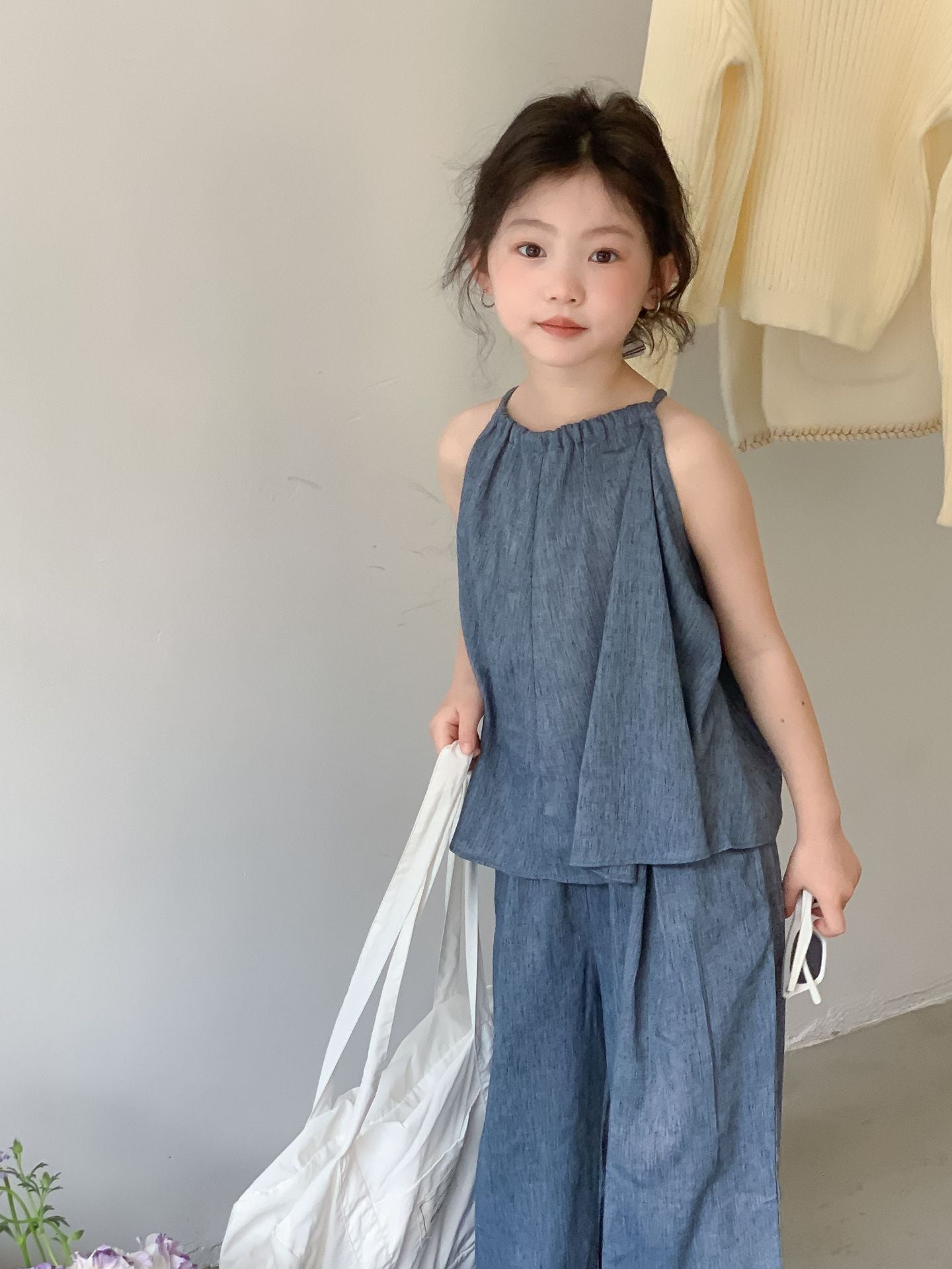 Girls' Blue Suspenders Wide-leg Pants Set in the Big Virgin Bao Cool Two-Piece Set