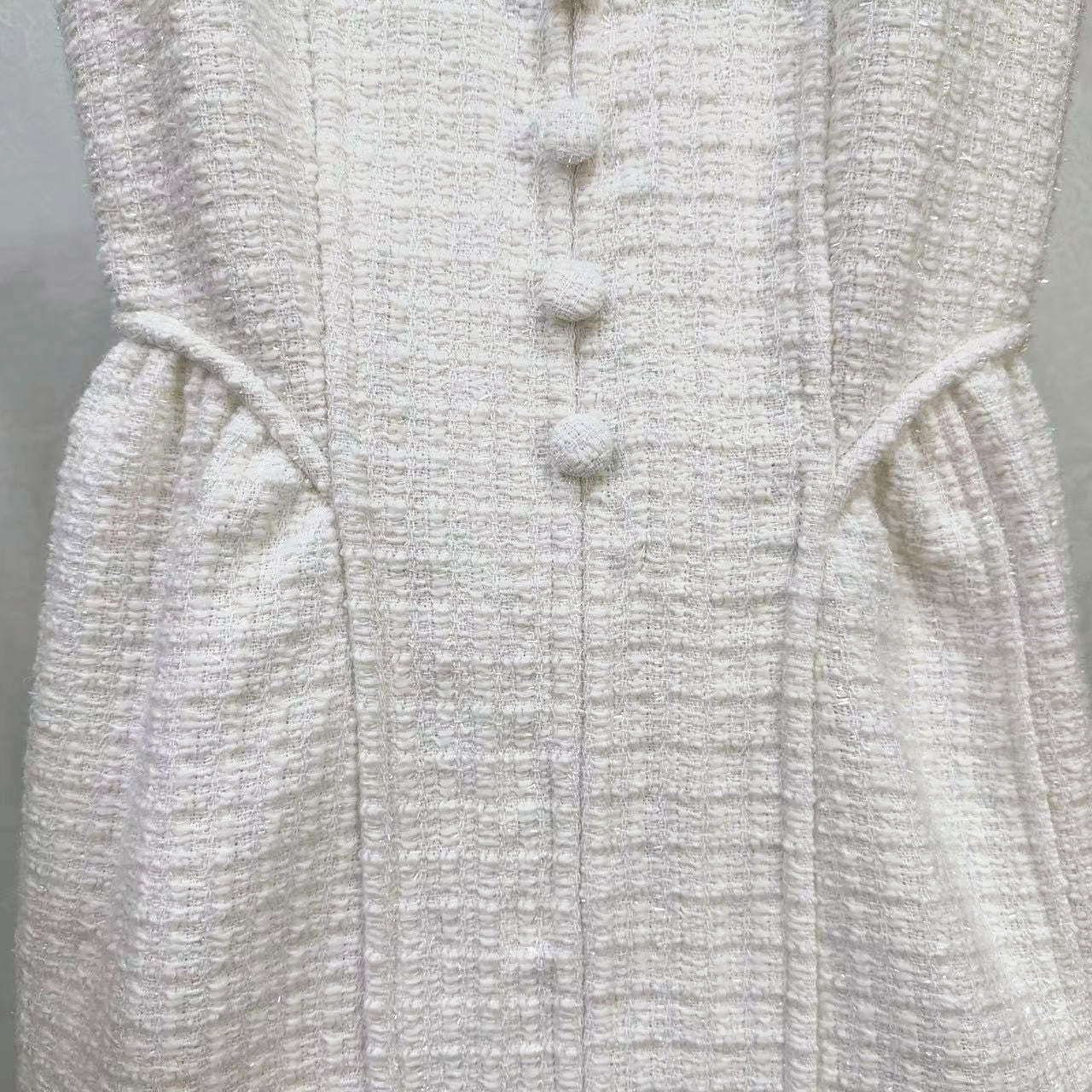 Sleeveless u-neck suspender Dress