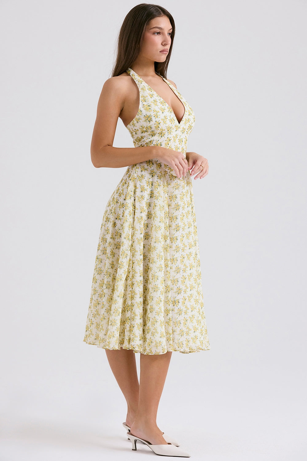 SOLADA IVORY VINTAGE FLORAL PRINT GEORGETTE HALTER SUNDRESS MIDI DRESS - White