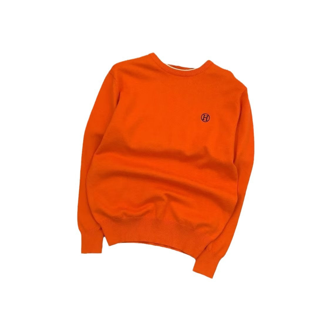 Round neck warm knitwear