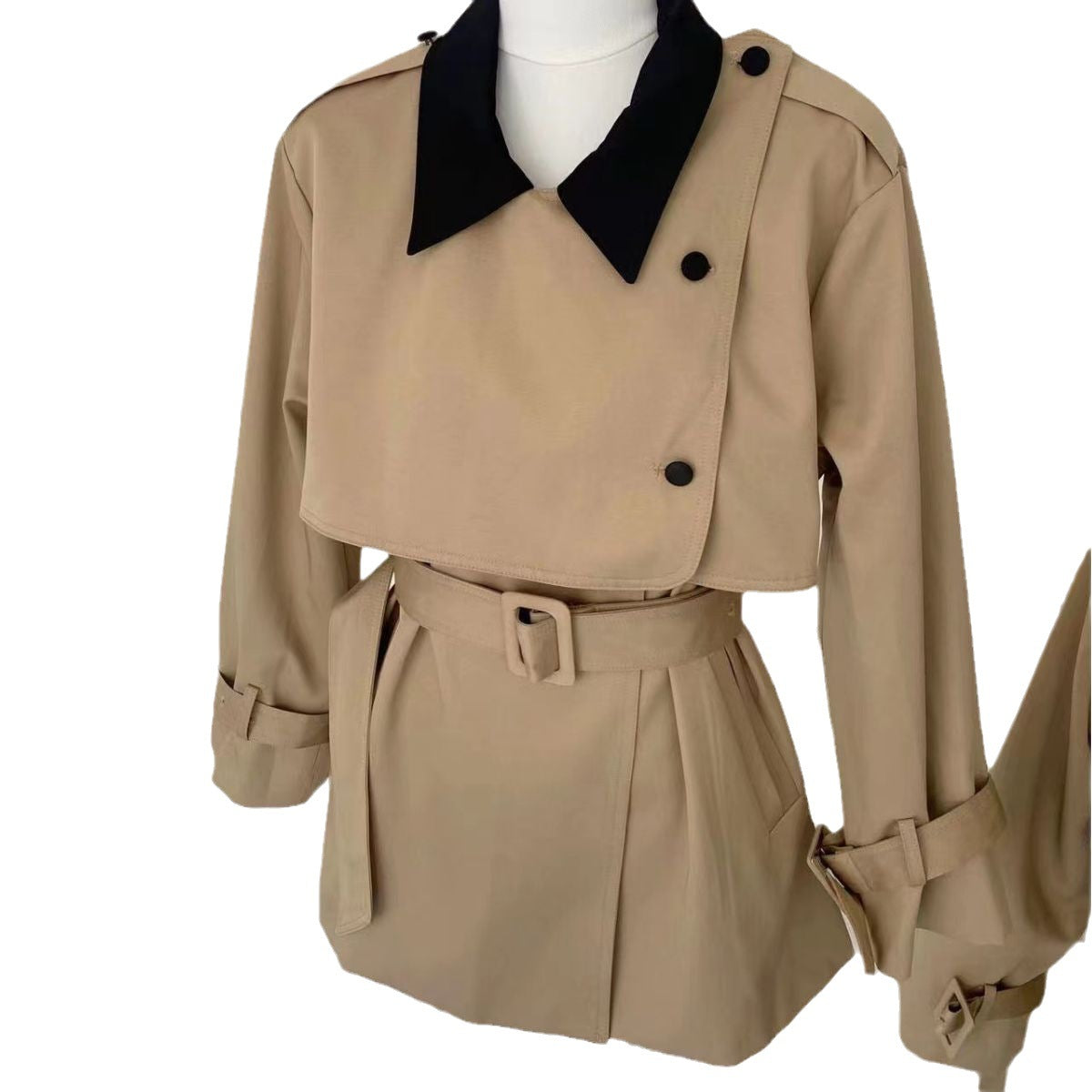 Windbreaker coat
