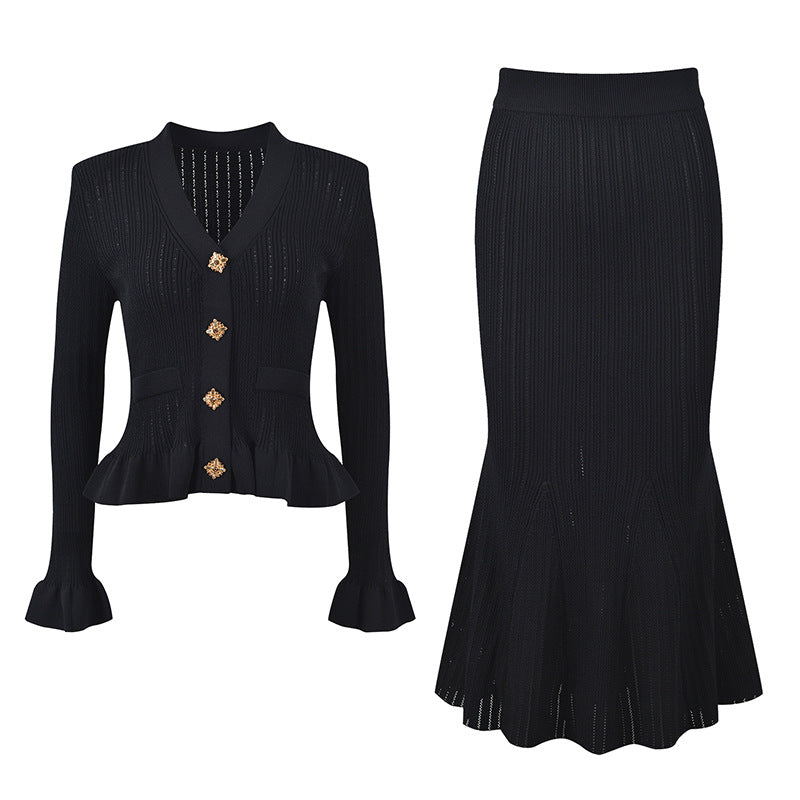 V-neck, single-breasted, fungus, and cuffs set