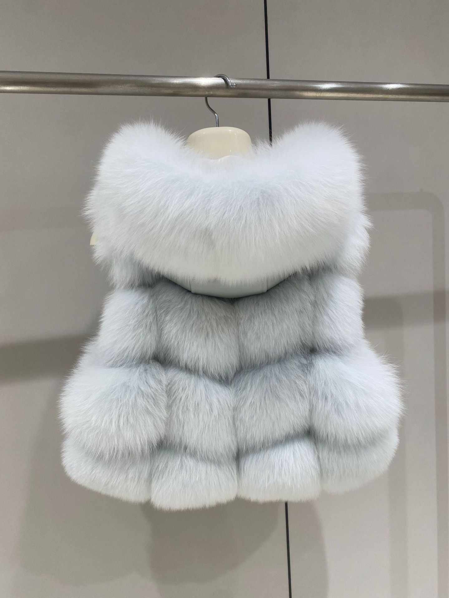 Fur bread cubes jacket