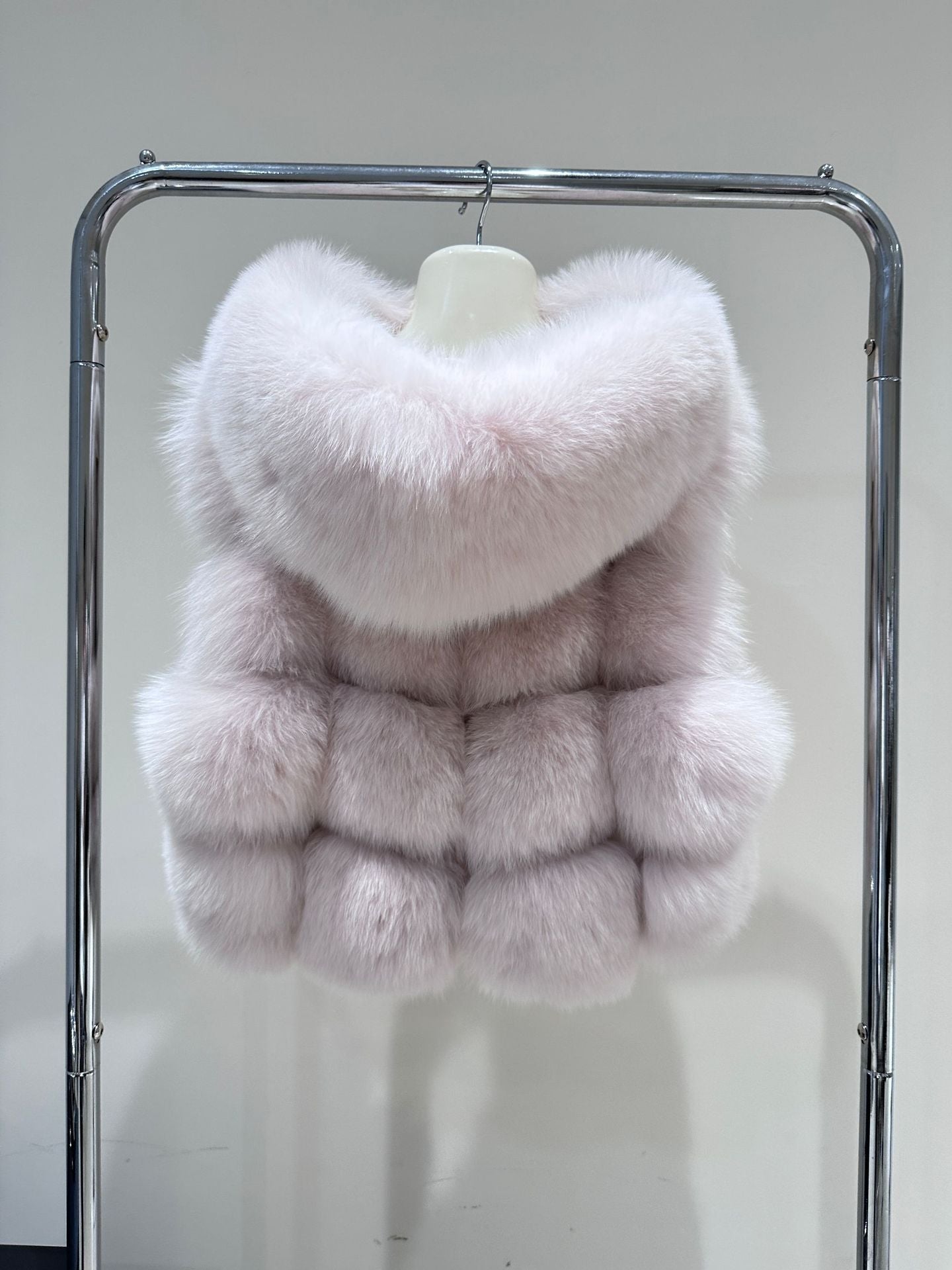 Fur bread cubes jacket