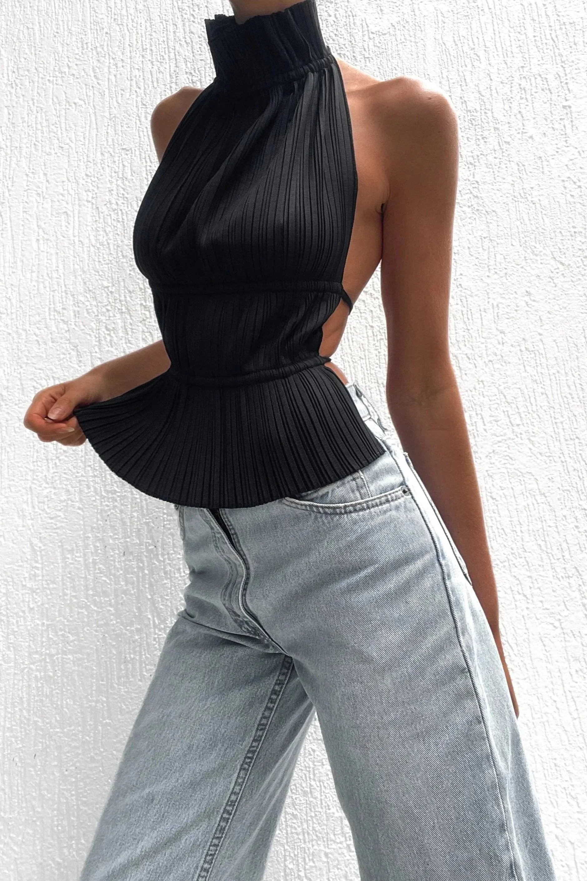 Lauren - Backless Pleated Top