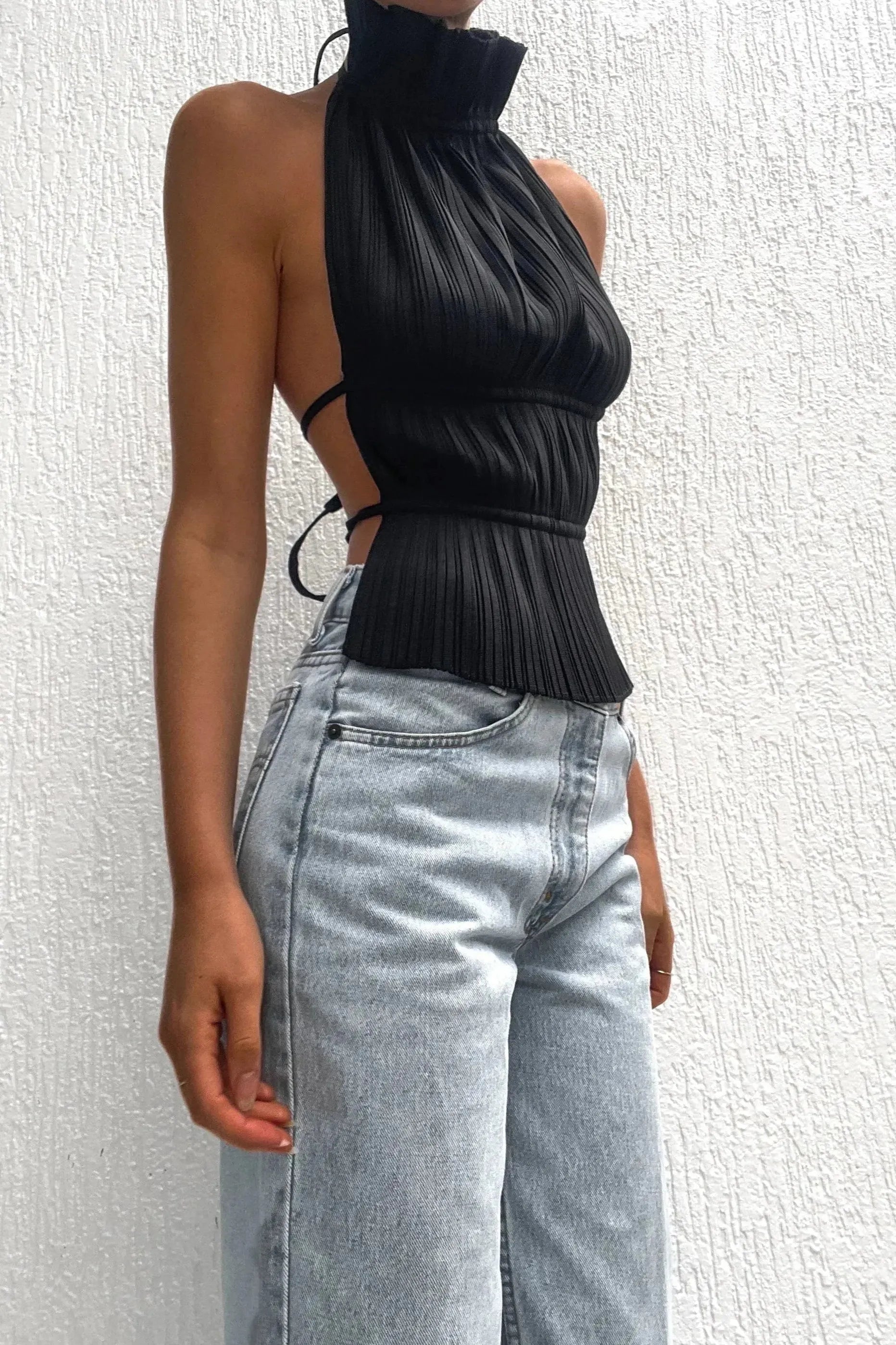 Lauren - Backless Pleated Top