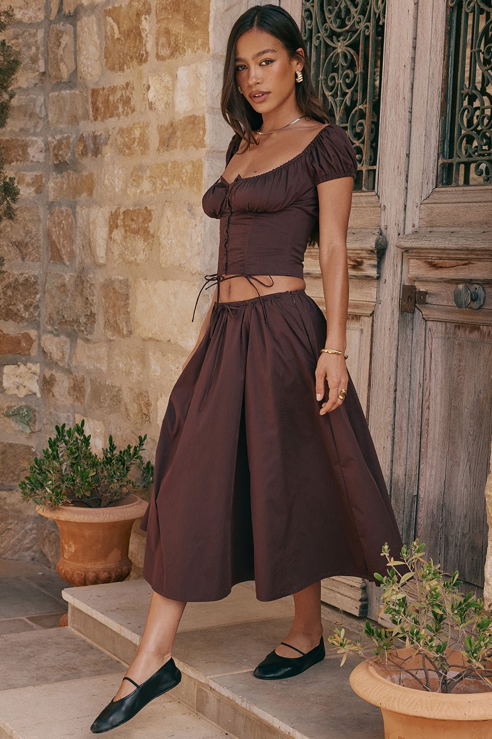 CORA RICH BROWN GATHERED MIDI SKIRT & KITTY WHITE GATHERED TOP SET - Brown
