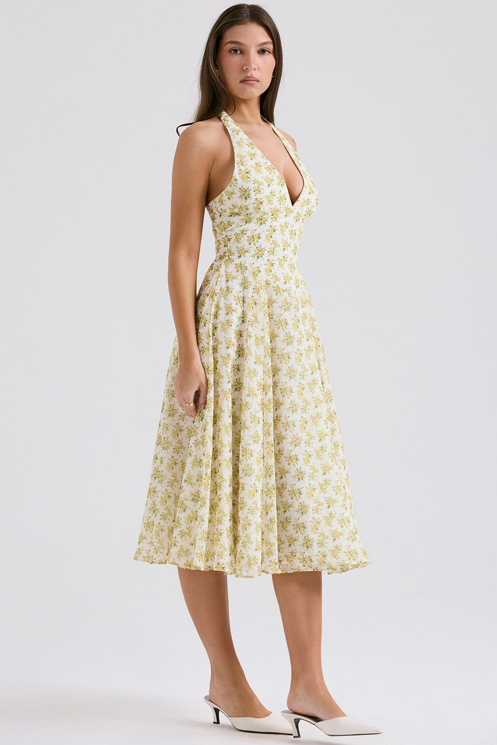 SOLADA IVORY VINTAGE FLORAL PRINT GEORGETTE HALTER SUNDRESS MIDI DRESS - White