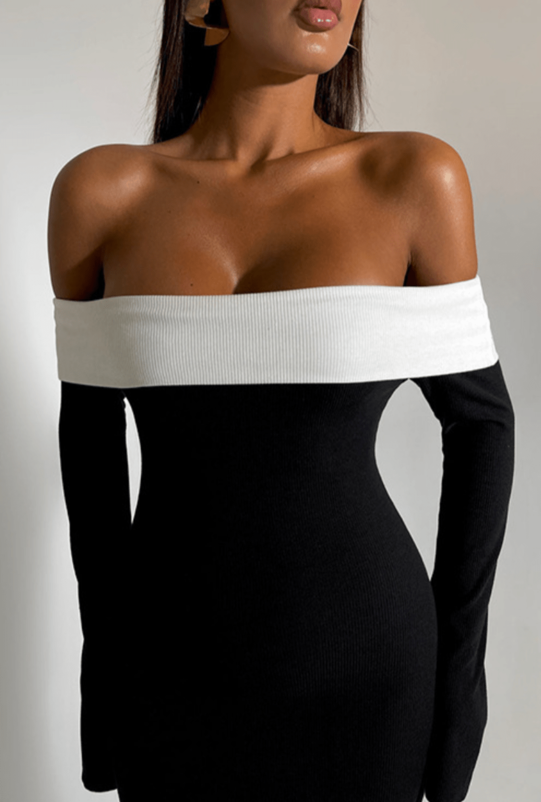 EMILION BLACK CLASSY OFF SHOULDER MAXI DRESS - Black