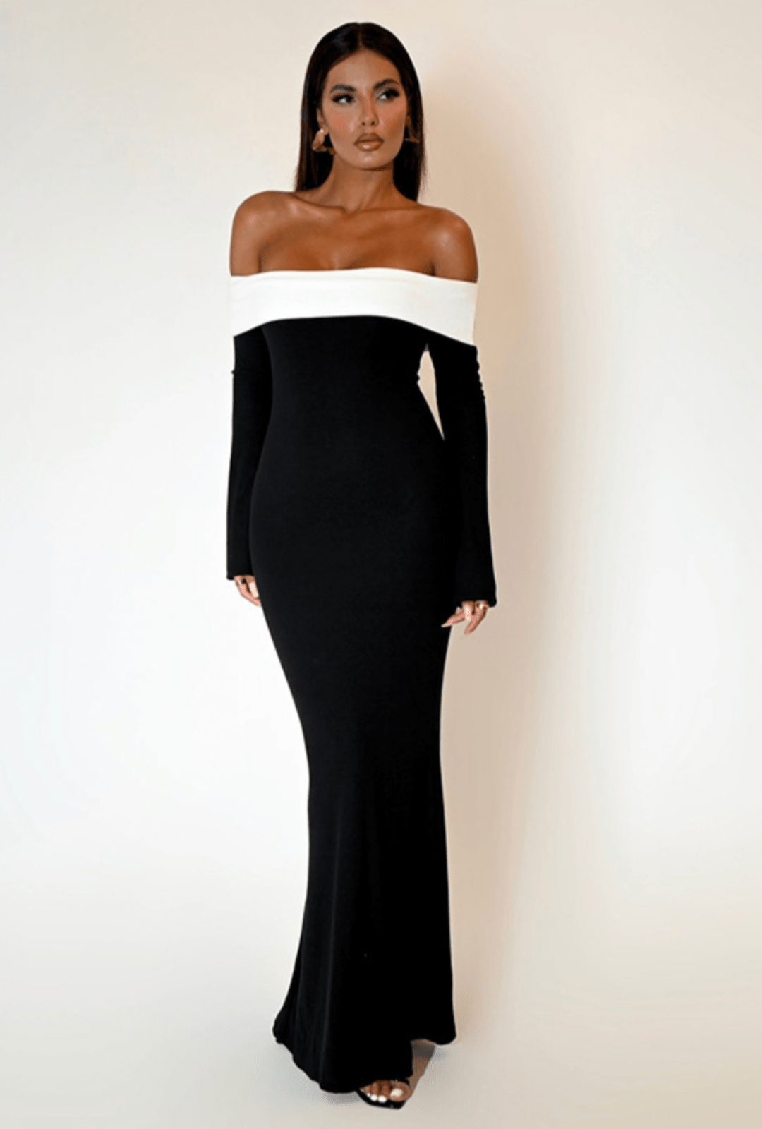 EMILION BLACK CLASSY OFF SHOULDER MAXI DRESS - Black