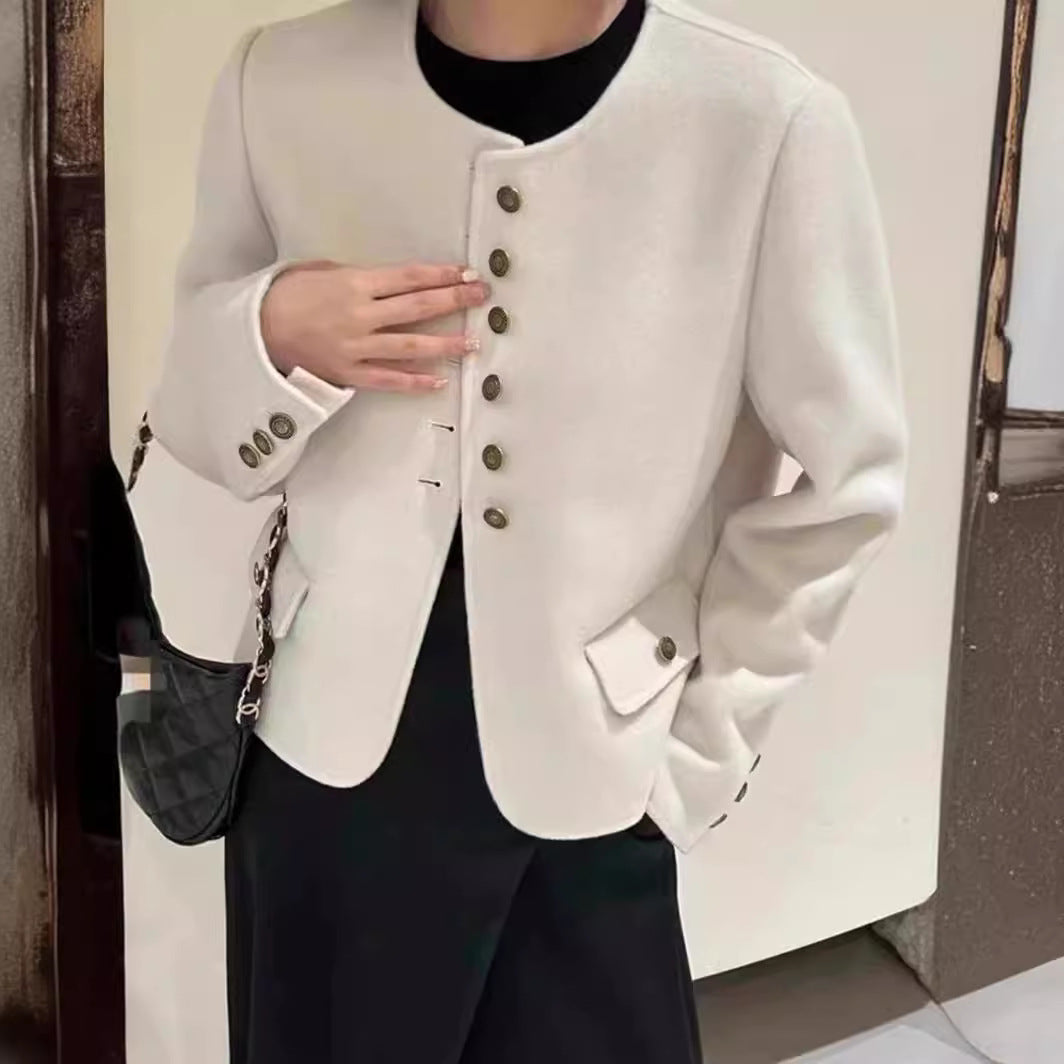 Small women wear cashmere woolen Blazer