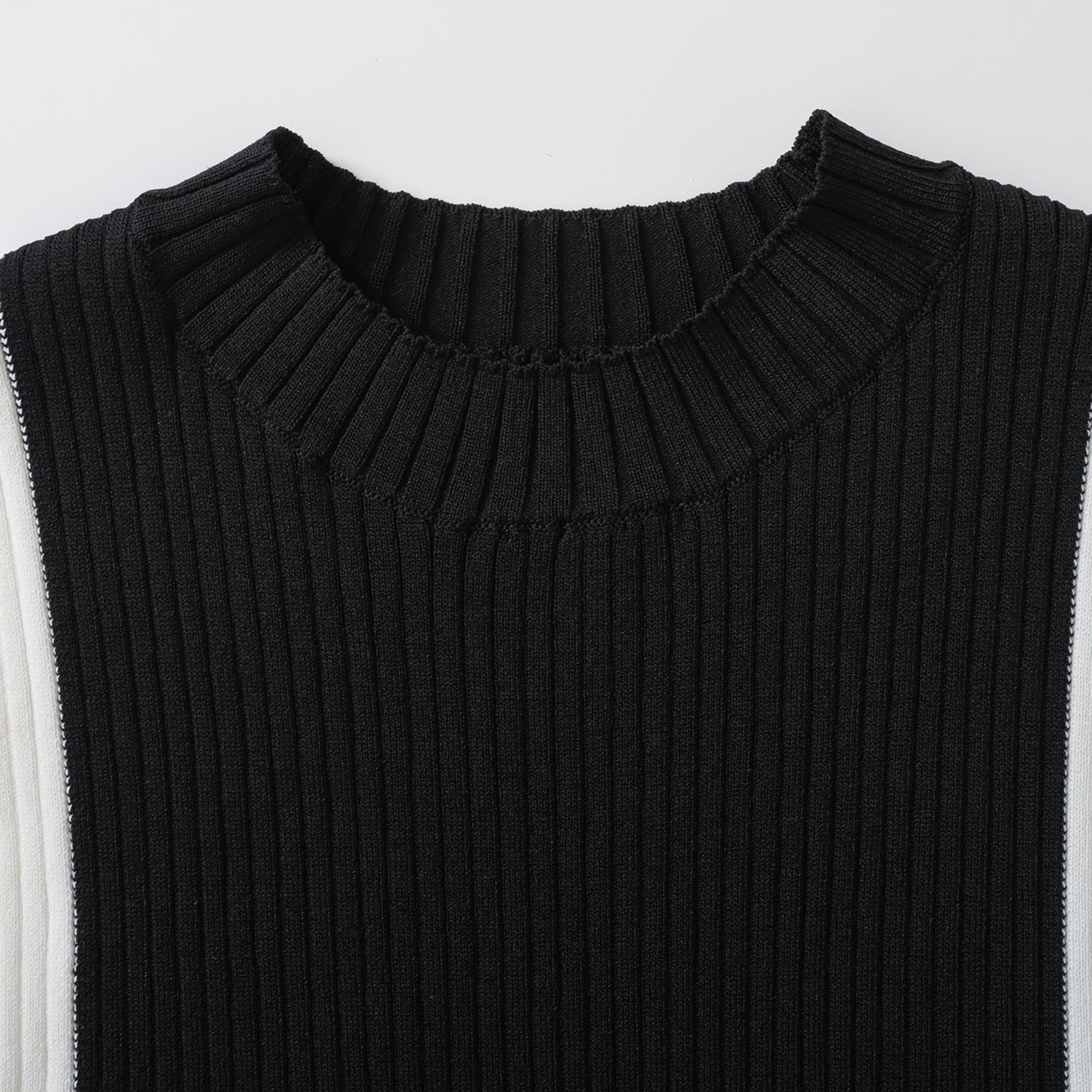 black and white color-blocked base skirt