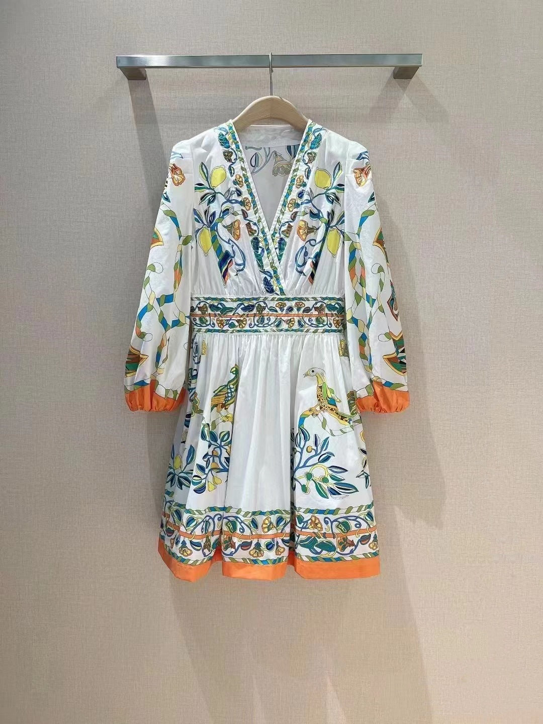 Australian style short skirt dress