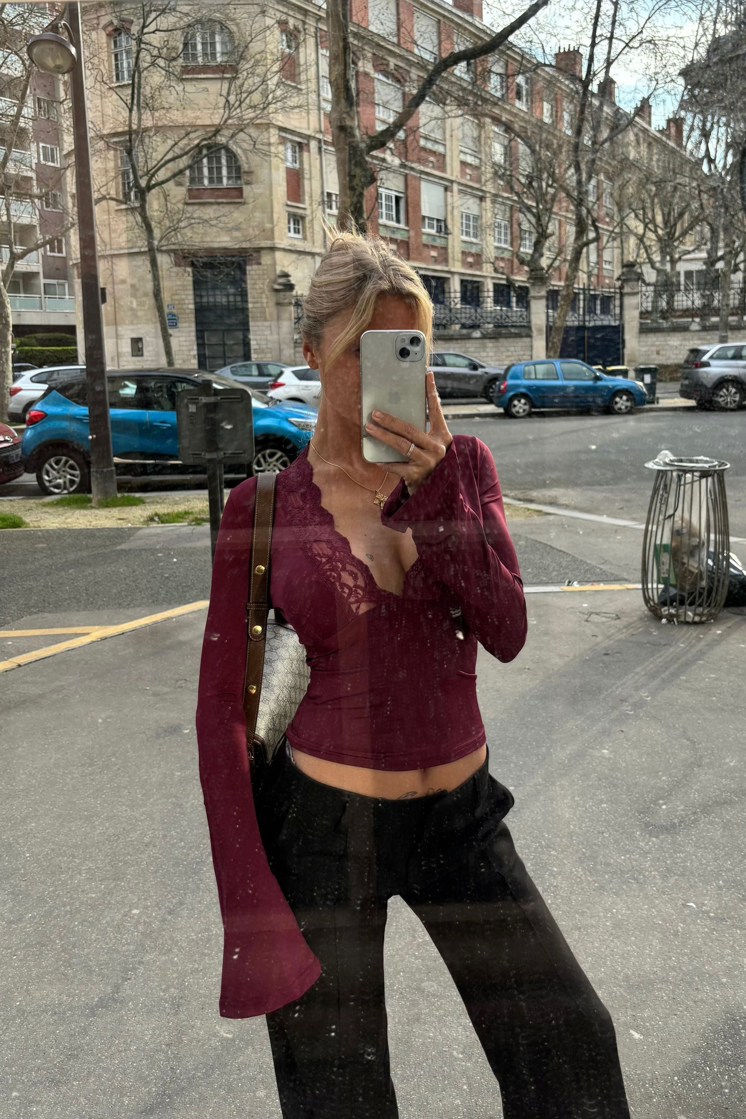 Vera - Lace Neck Top