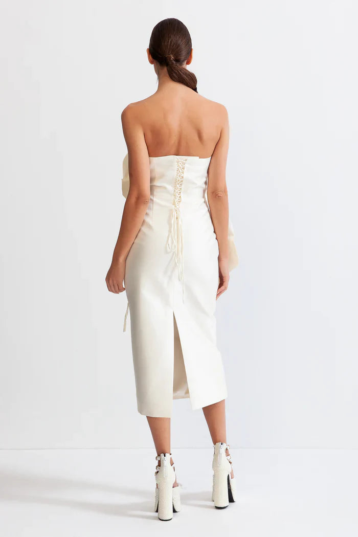 3D VOLUMINOUS FLOWER DESIGN MIDI DRESS - WHITE