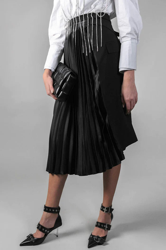 ASYMMETRIC PLEATED SKIRT - BLACK